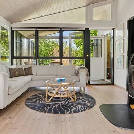 Ilsabet - 750m From The Sea By Interhome Gilleleje