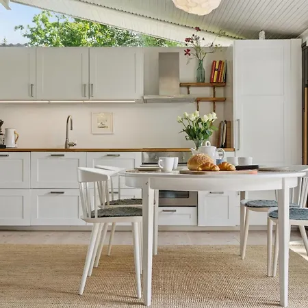 Holiday home Ilsabet - 750m From The Sea By Interhome Gilleleje